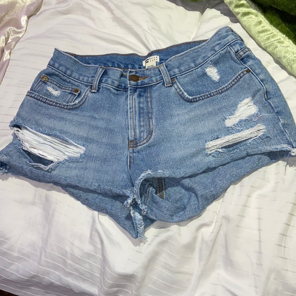 Billabong shorts